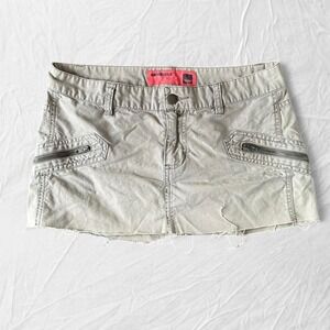 Y2K Mossimo micro mini skirt with zipper pockets and frayed hem